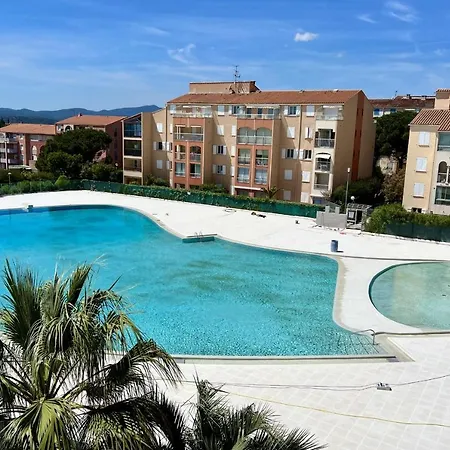 Appartement Bright 26 M With Pool In *